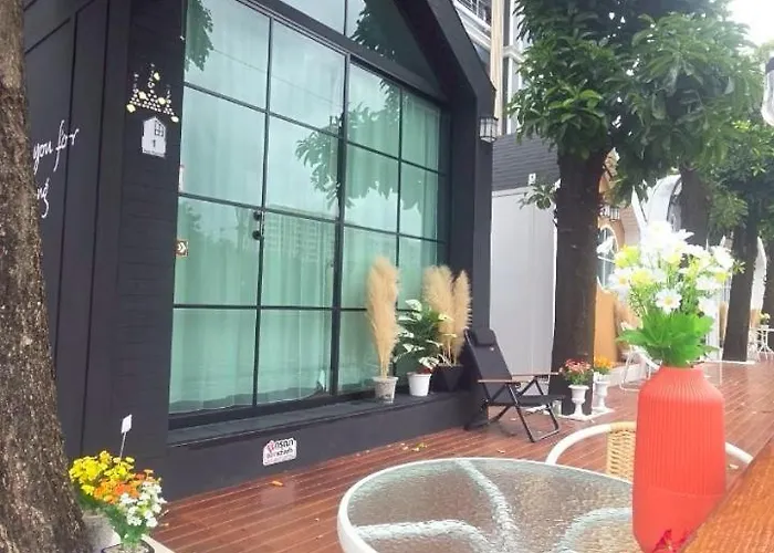 Grace Riverfront Hotel