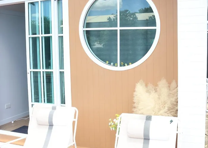 Grace Riverfront 3*